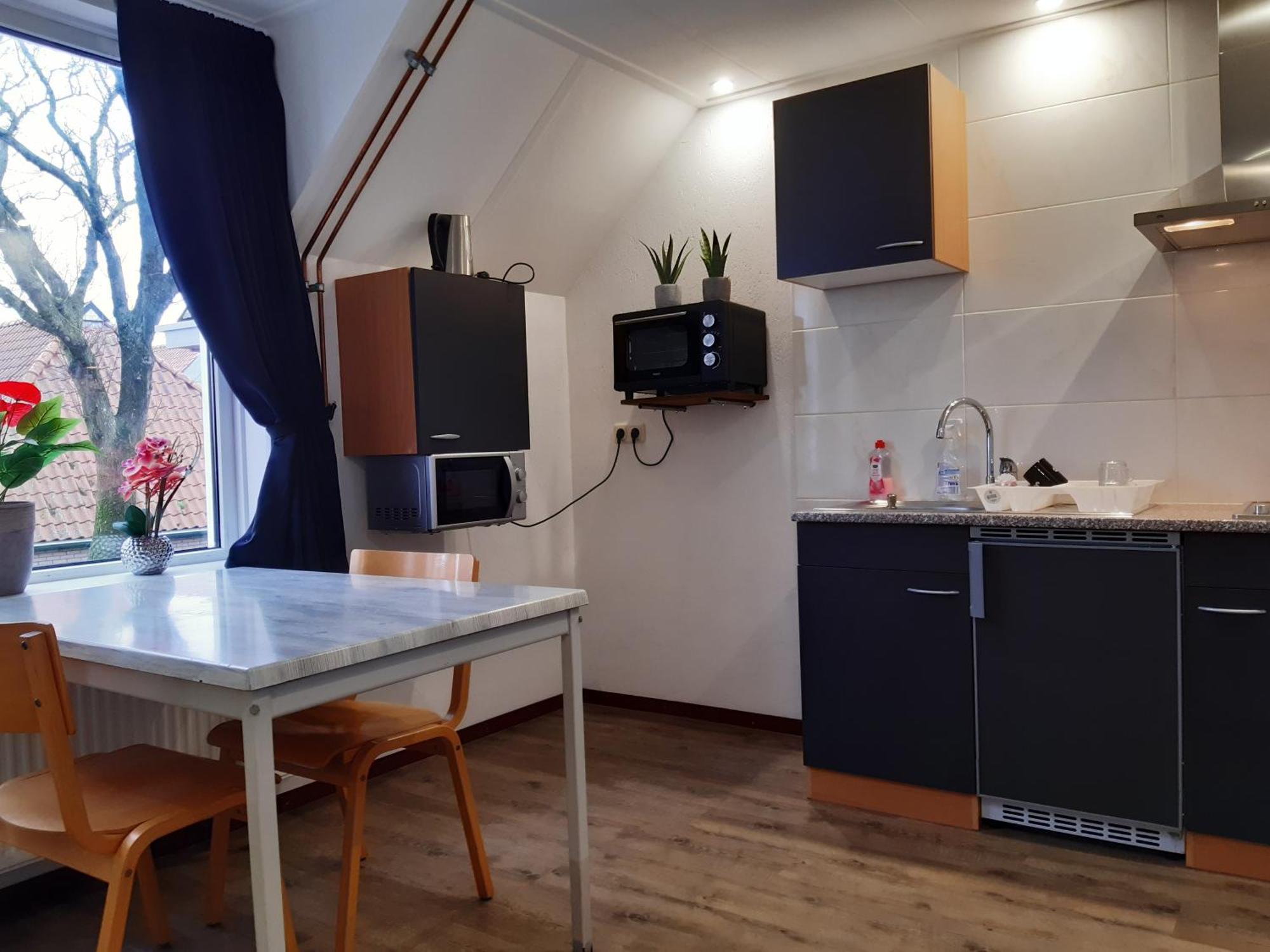 Pension Het Hoefijzer Buren  Exteriér fotografie